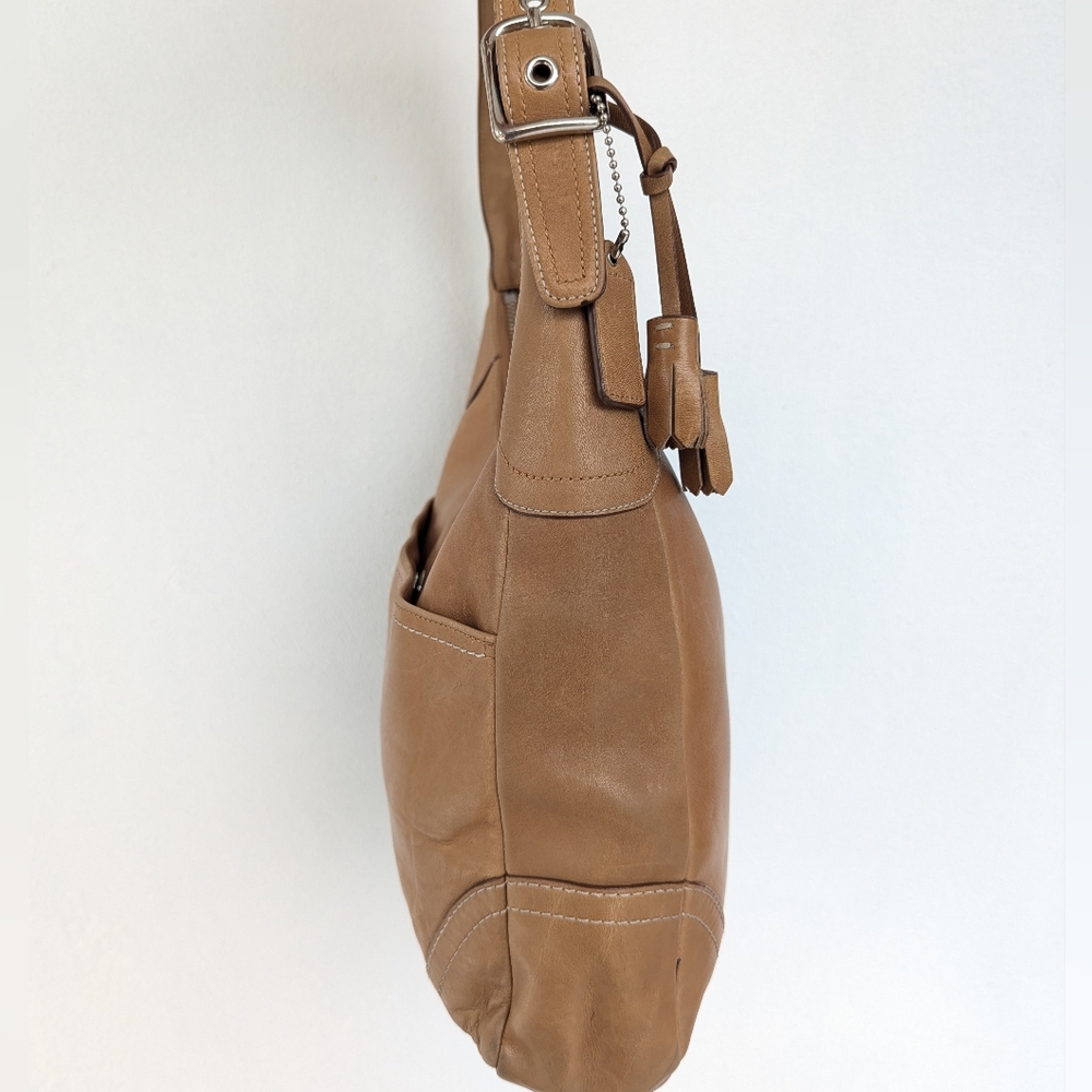 🤎 Coach Tan  Leather Hobo Bag - Picture 10 of 15